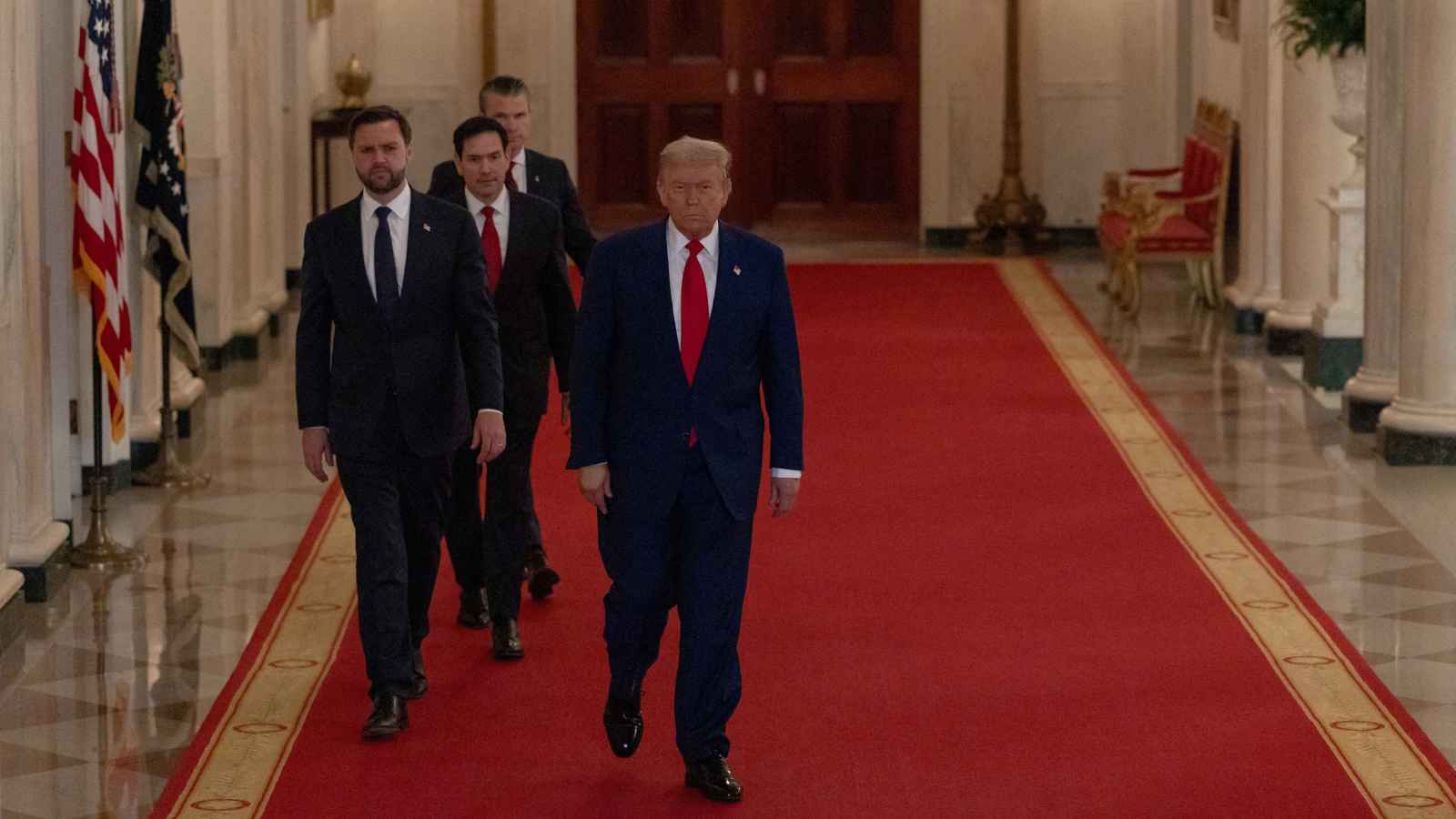 "أكسيوس": إدارة ترامب تعلم مسبقا بالهجوم على قاعدة "العديد"