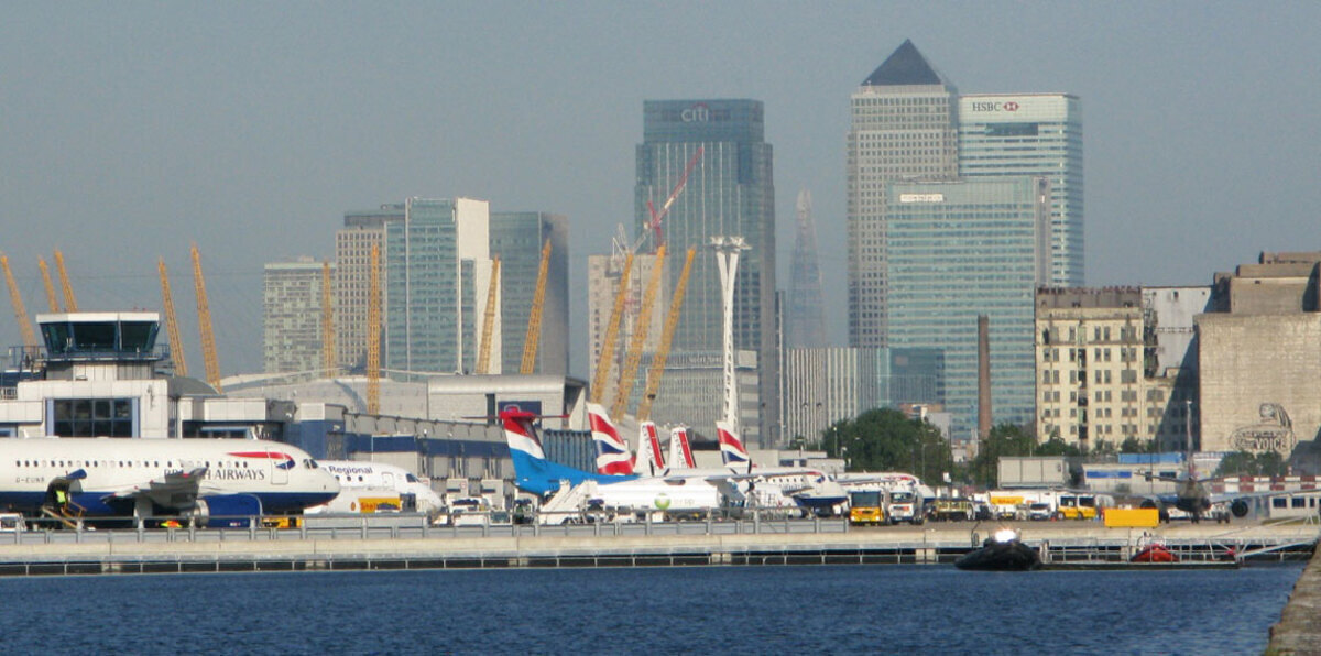 قنبلة من الحرب العالمية الثانية تتسبب بإغلاق مطار لندن سيتي