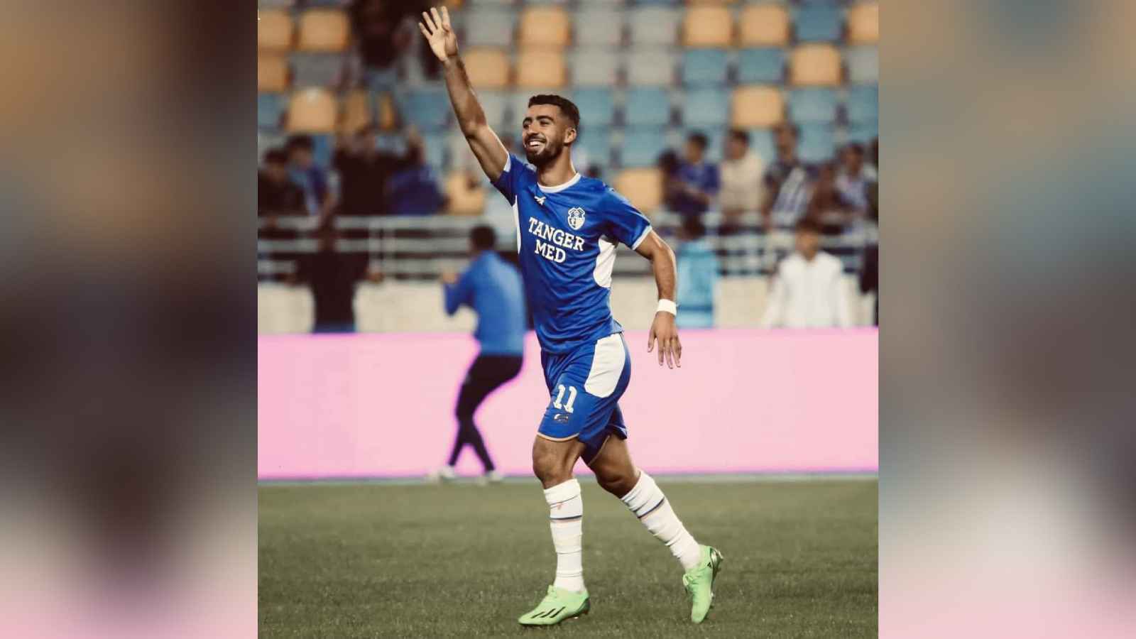 بعد 5 أشهر من غرقه.. وصول جثمان اللاعب عبد اللطيف أخريف إلى المغرب (صور)