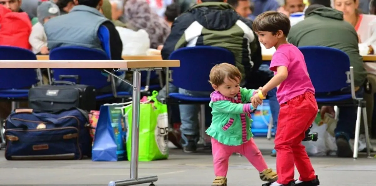 الداخلية الألمانية تطالب بـ"حظر صريح" لزيجات الأطفال بين اللاجئين