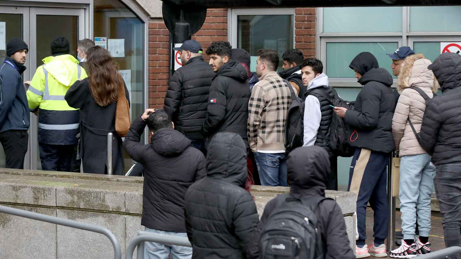 مسؤول: فرنسا ودول العالم شهدت "ارتفاعا قياسيا" في معدلات الهجرة