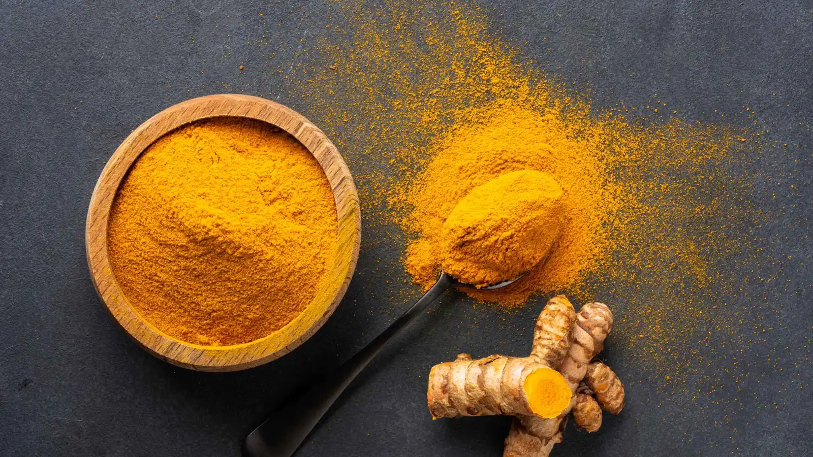 طرق بسيطة لإضافة الكركم إلى نظامك الغذائي