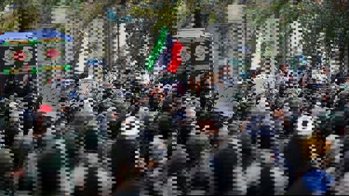 التلفزيون الإيراني يؤكد مقتل متظاهرين برصاص الأمن في 8 مدن