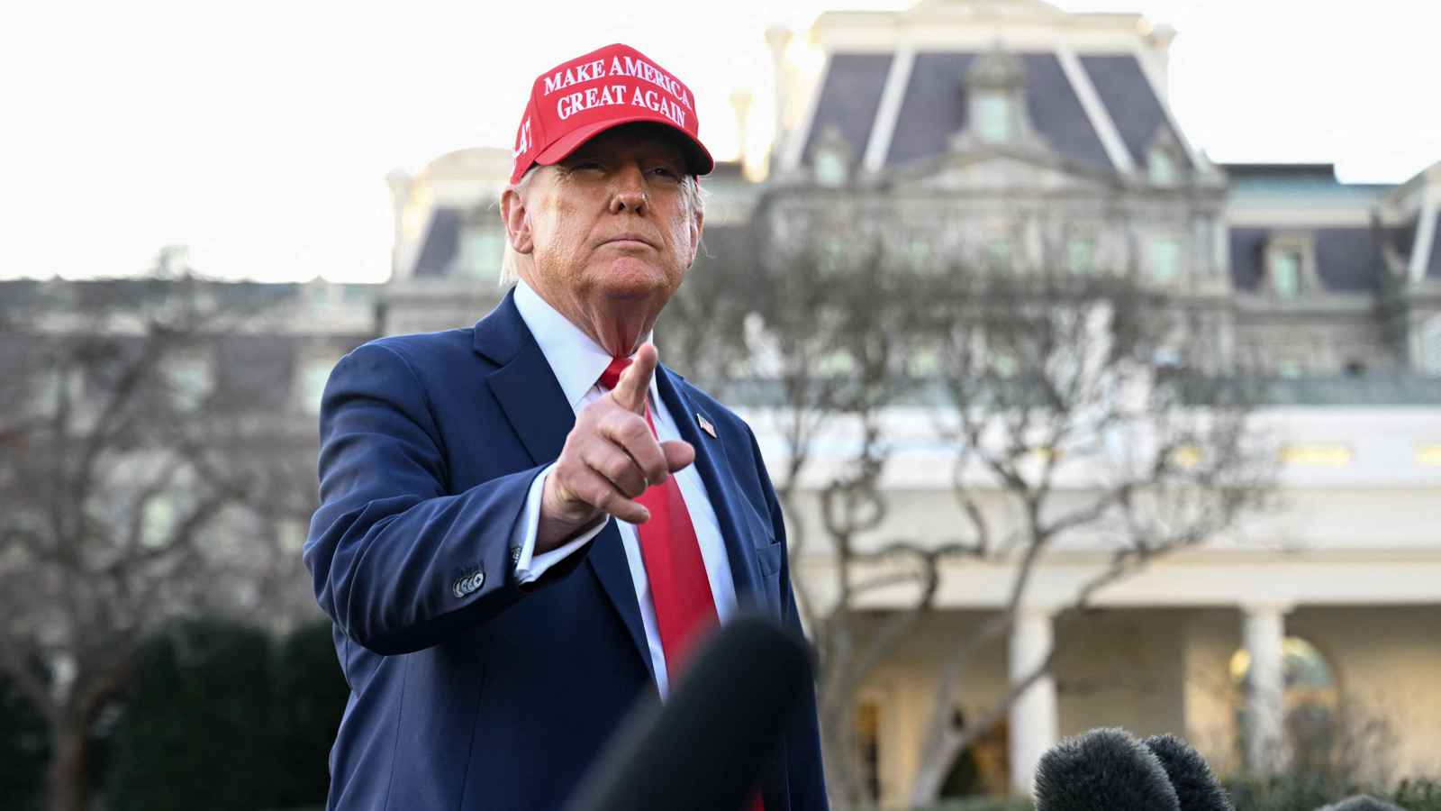 ترامب يعلن موعد فرض رسوم جمركية على الواردات الزراعية