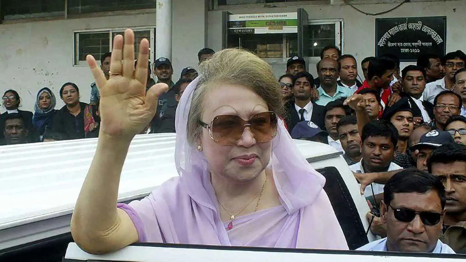 وفاة خالدة ضياء أول رئيسة وزراء لبنغلادش