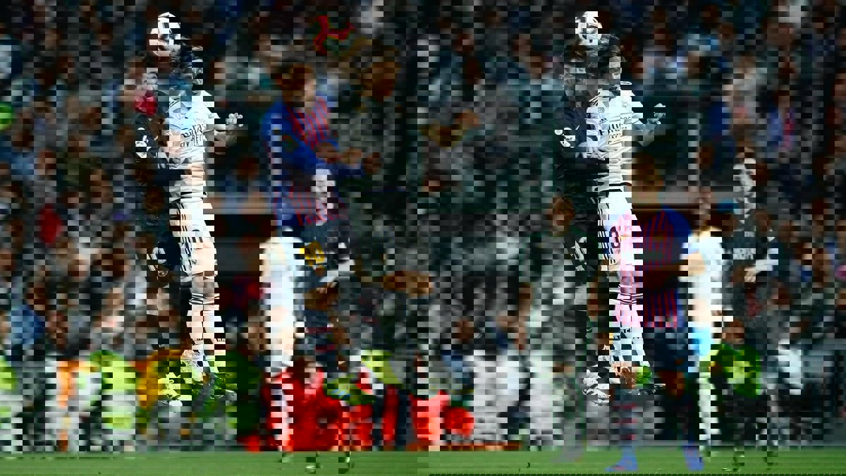 لوكا مودريتش يعلق على احتمال رحيل ليونيل ميسي عن برشلونة