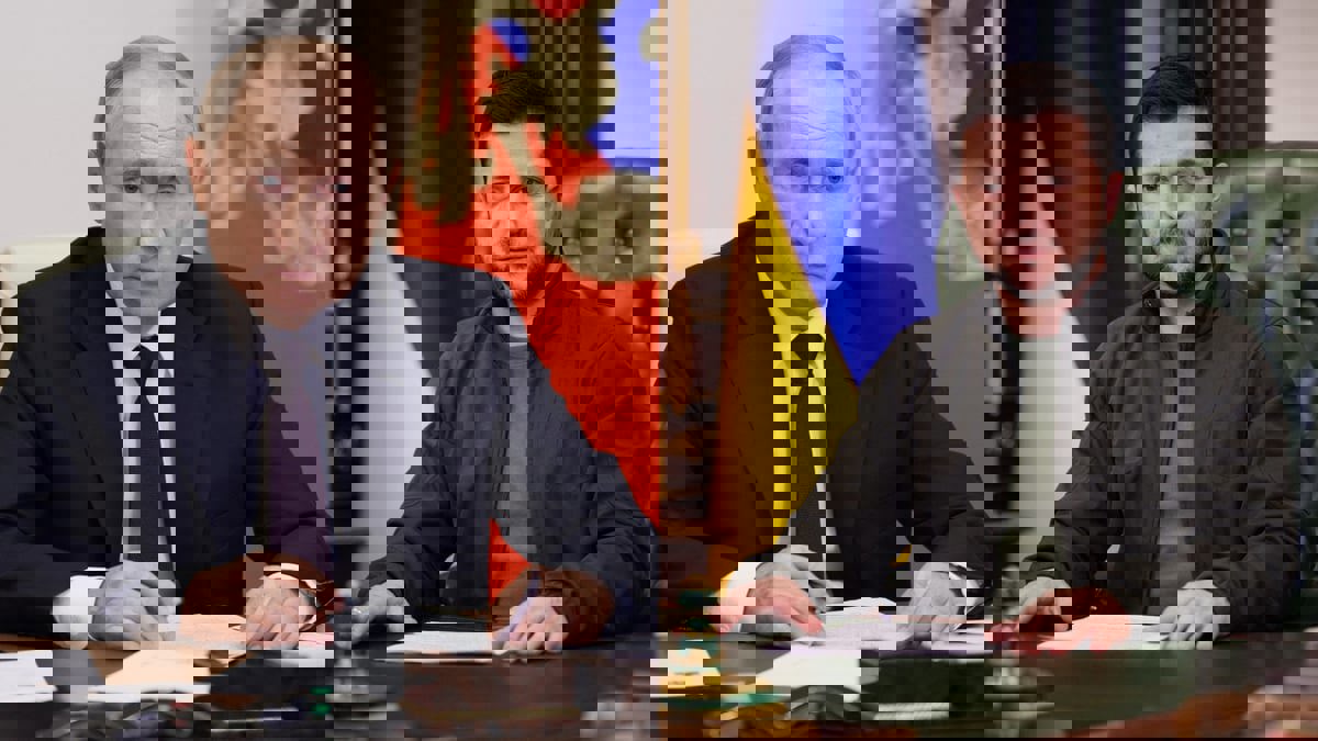 بعد خطابيهما لقمة جدة.. لمَ ينشد بوتين وزيلينسكي ود العرب؟