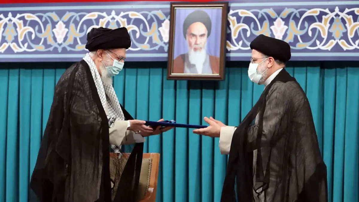 من هم أبرز الغائبين عن حفل تنصيب الرئيس الإيراني الجديد؟
