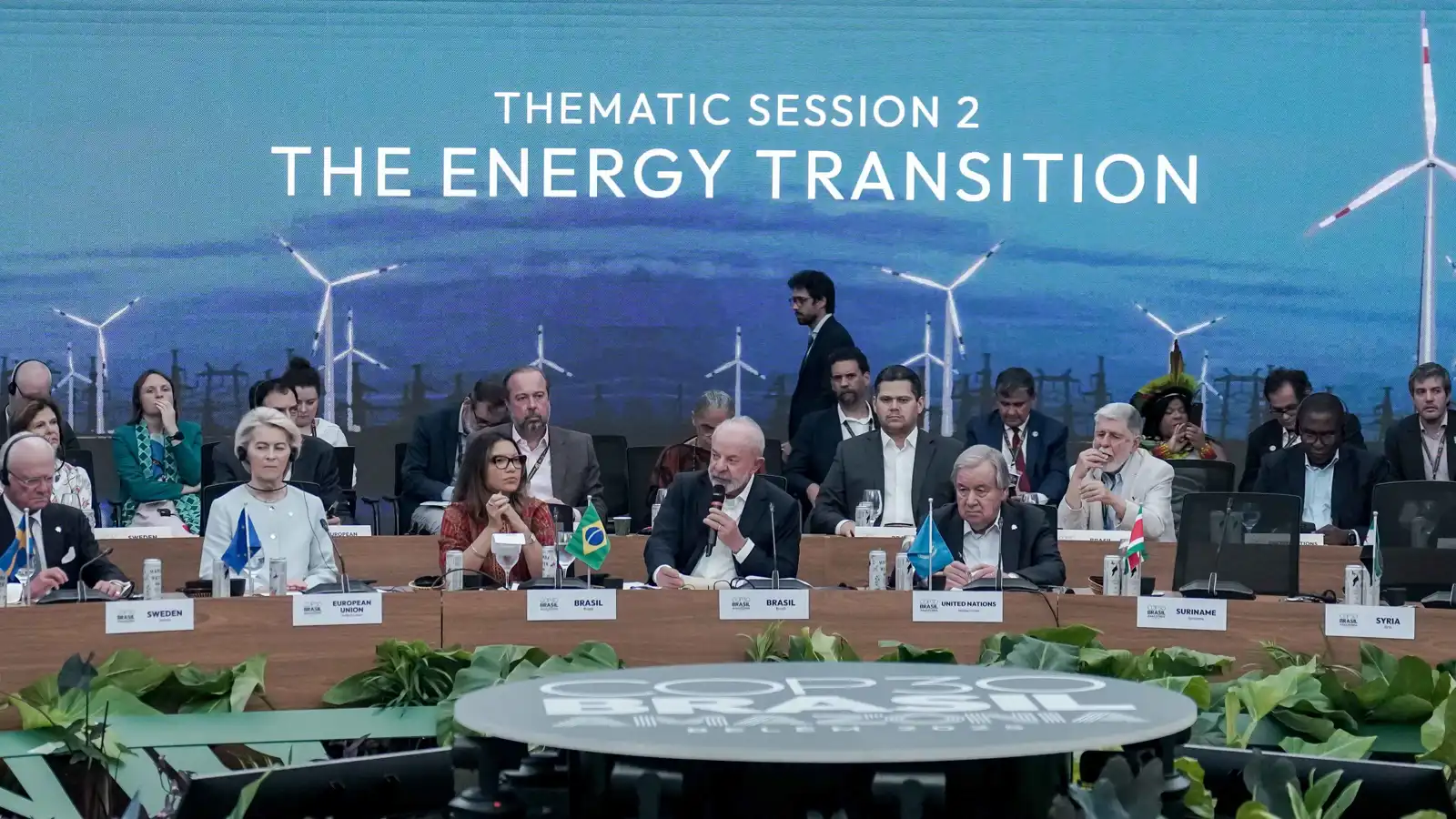 مسودة الاتفاق النهائي لكوب 30 تُغفل مطلبا أساسيا حول الوقود الأحفوري