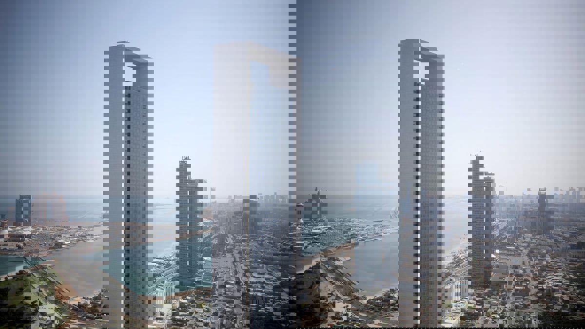 رويترز: نمو متسارع للقطاع الخاص غير النفطي في الإمارات