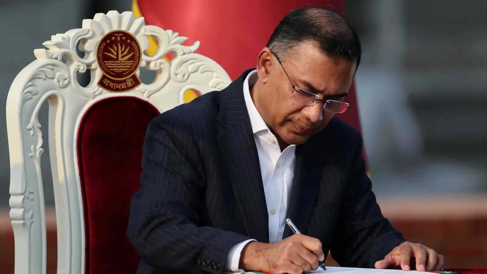 بنغلادش.. طارق رحمن يشكّل حكومته محتفظا بحقيبة الدفاع