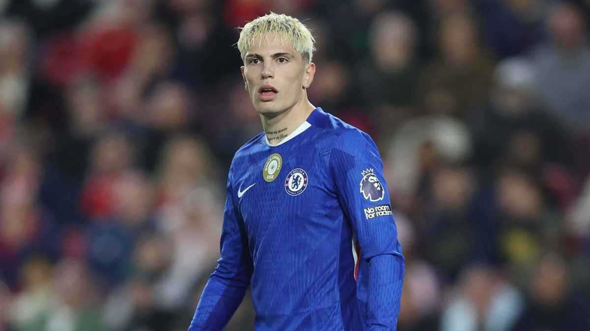 تصرف غريب من غارناتشو قد يعرضه لعقوبات في تشيلسي (صورة) 