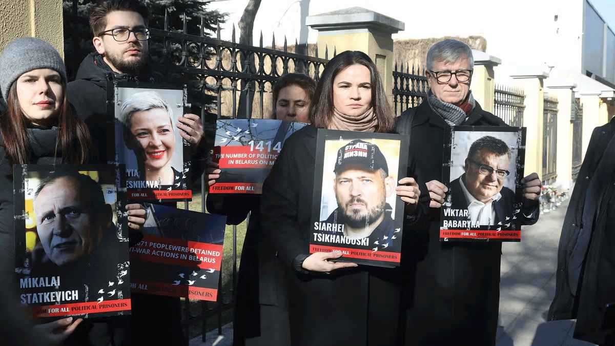 بوساطة ترامب.. هل "اشترى" لوكاشينكو شرعيته بخطوة الإفراج الجزئي عن السجناء؟