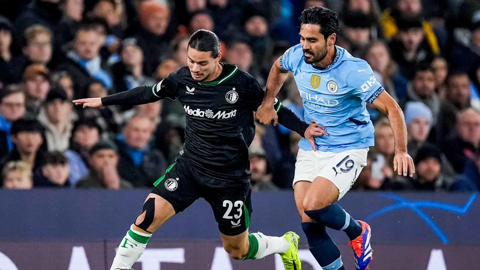 جزائري يسقط هيبة سيتي غوارديولا.. من هو؟