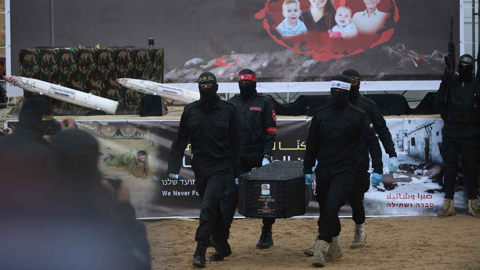 إسرائيل تؤكد التعرف على رفات 4 رهائن تسلمتهم من حماس