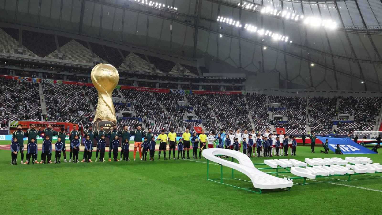 بث مباشر لمباراة السعودية والإمارات في كأس العرب 2025