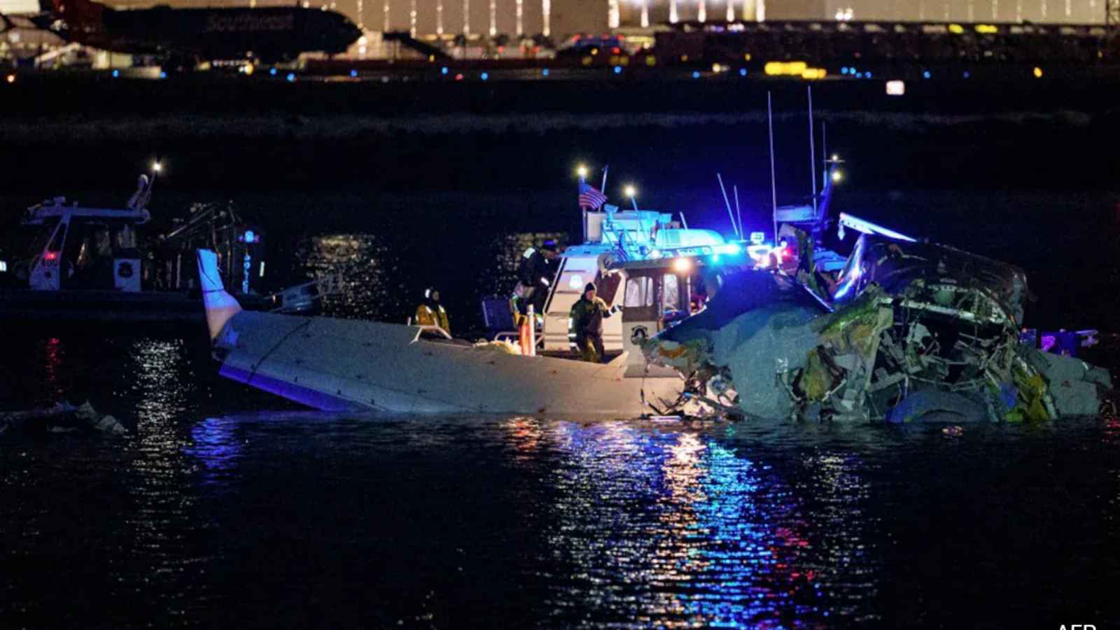 مشاهير كانوا على متن الطائرة الأمريكية المنكوبة (صور)