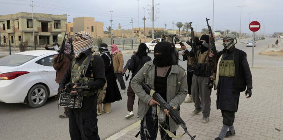 داعش يقر بخسائره في الرمادي ويمهد لإعلان فقدانها