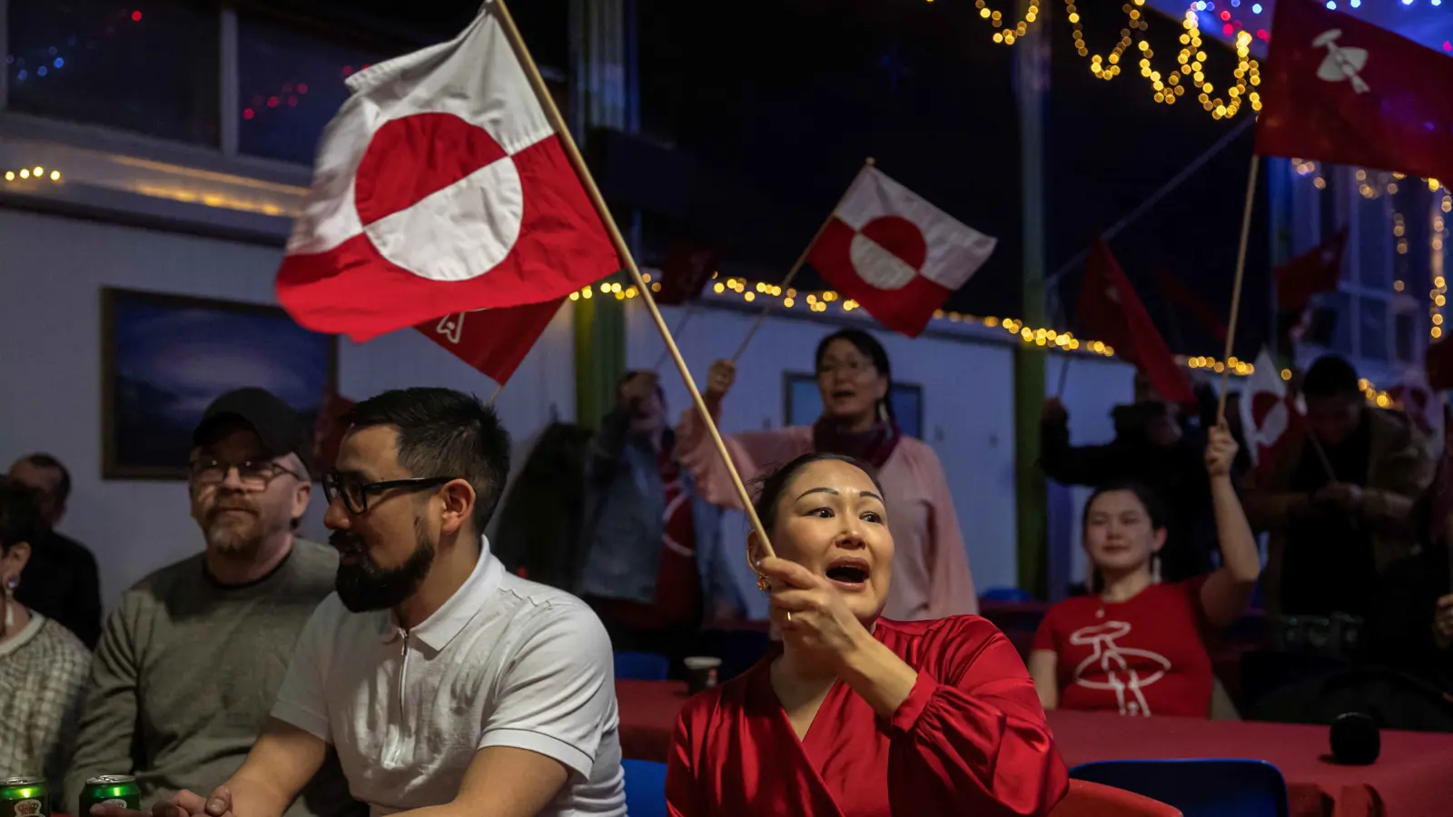 قبيل زيارة وفد أمريكي.. سكان غرينلاند يتحدون ضد ترامب