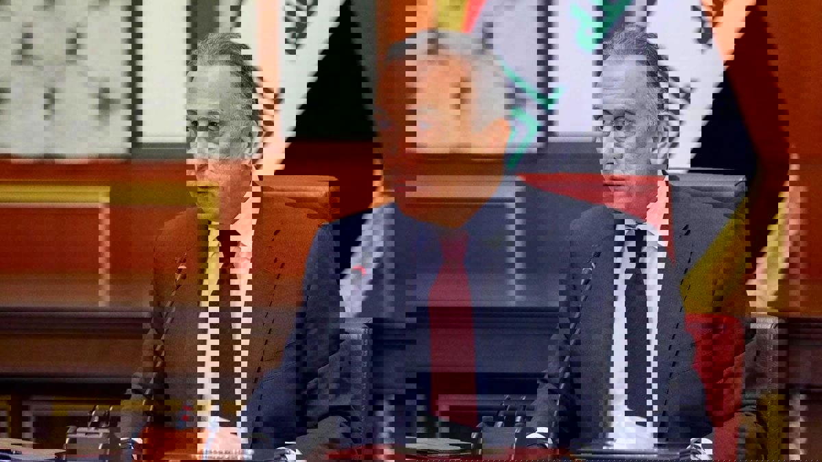 أحزاب مقربة من إيران تستغل قرار تخفيض قيمة الدينار العراقي للتصعيد ضد الكاظمي