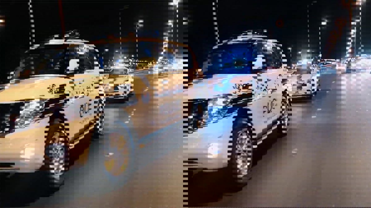 البحرين.. ضبط سائقي شاحنات افتعلوا مشاجرة بسبب أولوية السير