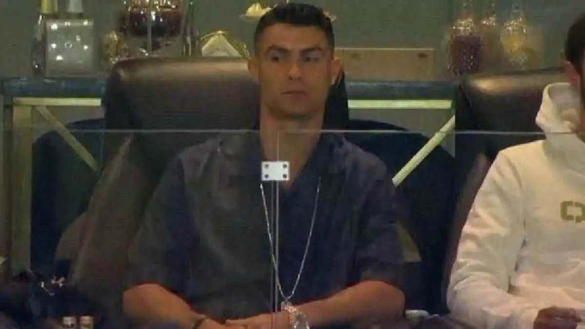ما حقيقة حضور كريستيانو رونالدو مباراة ريال مدريد وبرشلونة؟