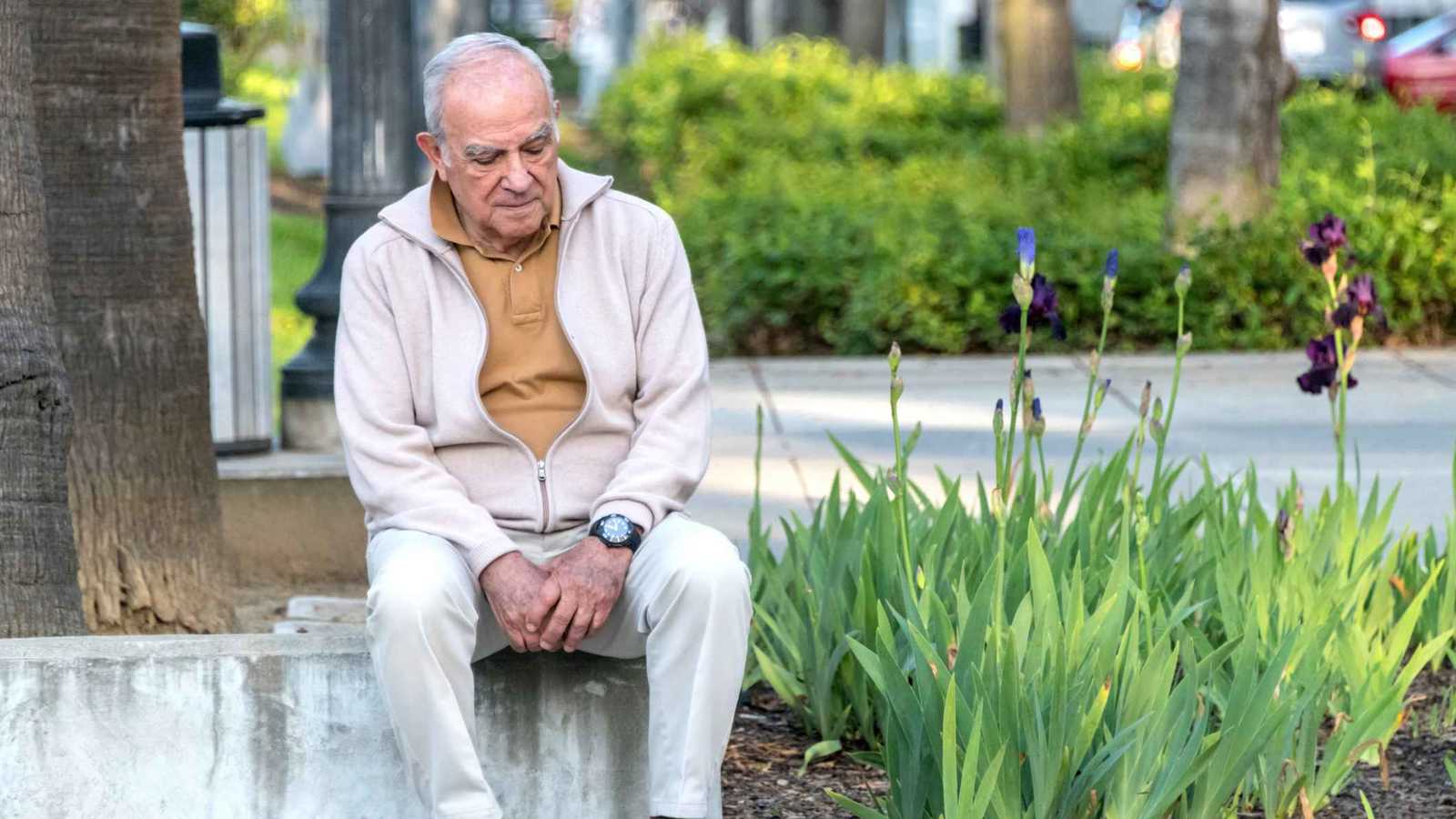 ما الذي يسبب الارتباك المفاجئ لدى كبار السن؟