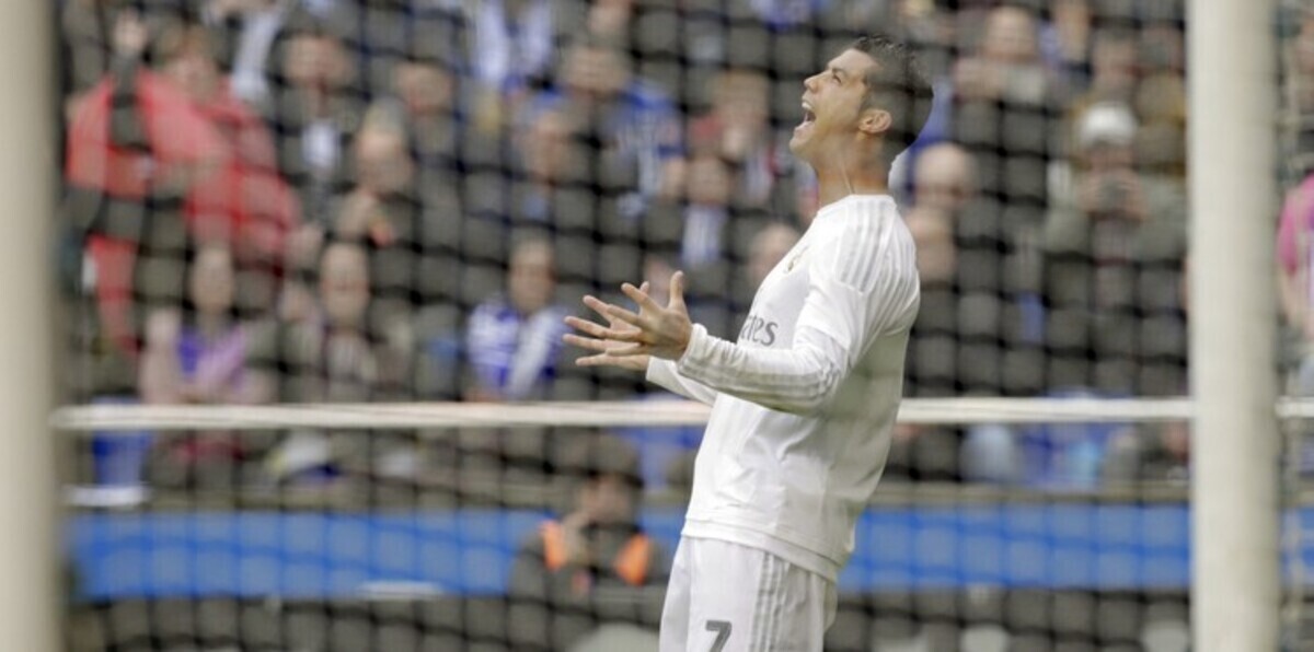 نجل رونالدو يفاجئ والده بعبارات صادمة