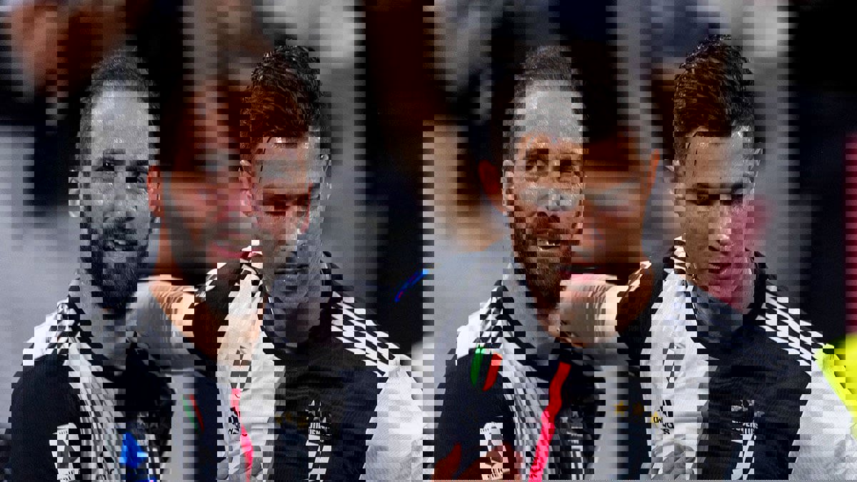 هيغواين: يوفنتوس طردني بعد التعاقد مع كريستيانو رونالدو.. وكنت قريبًا من الاعتزال