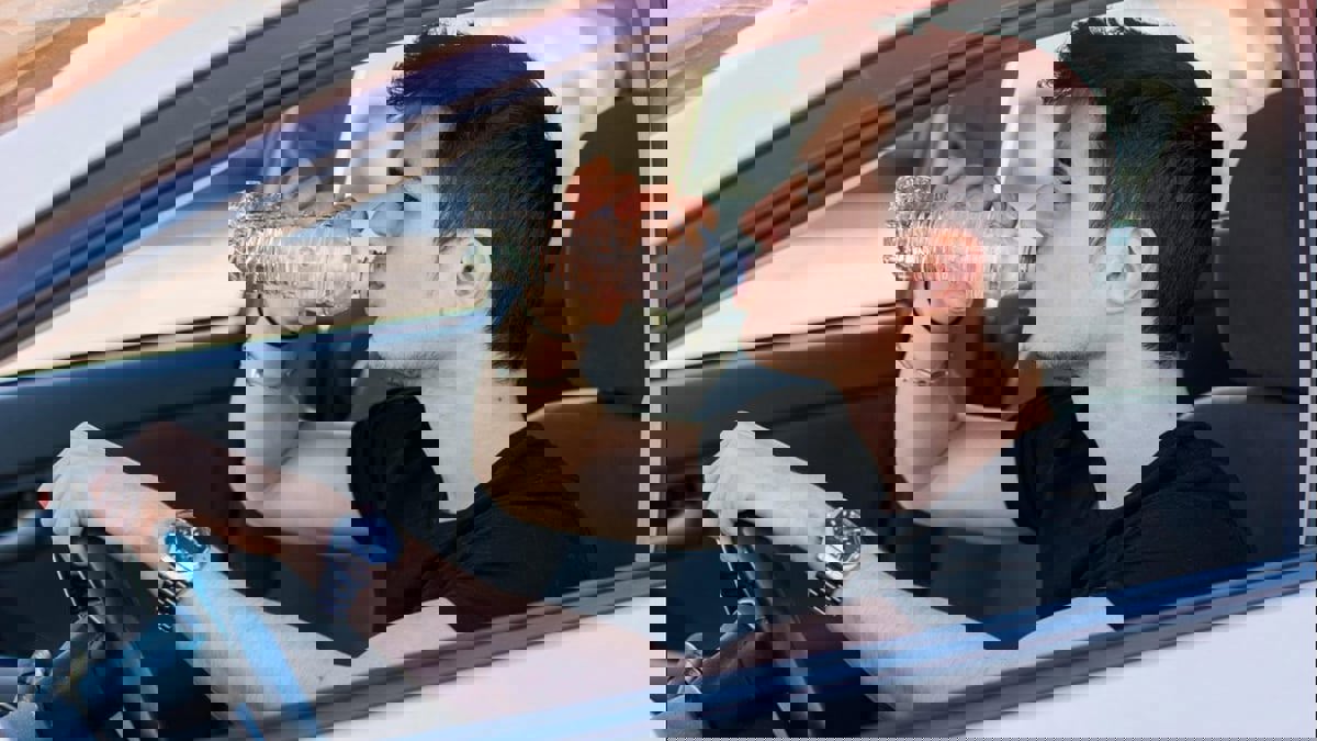 بريطانيا تتجه لتغريم السائقين الذين لا يشربون كمية كافية من الماء