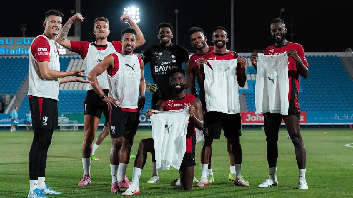 واقع الشعبية مرير.. تعليق ناري حول انسحاب الهلال السعودي من السوبر (فيديو)