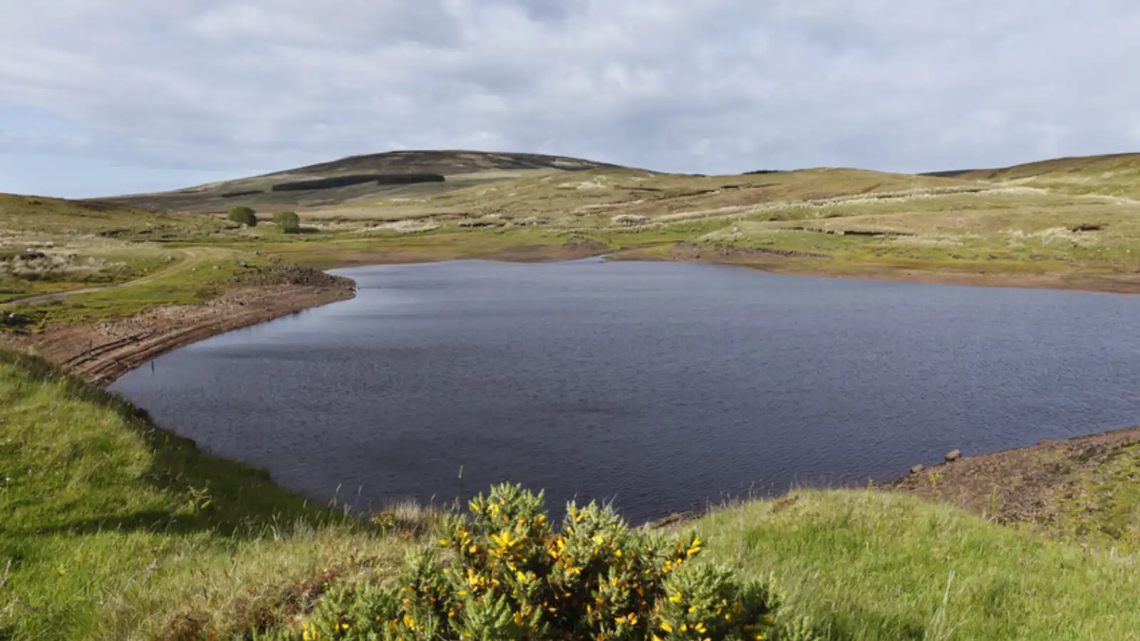 "البحيرة المتلاشية".. ظاهرة غامضة تنسج قصص الأشباح والأساطير