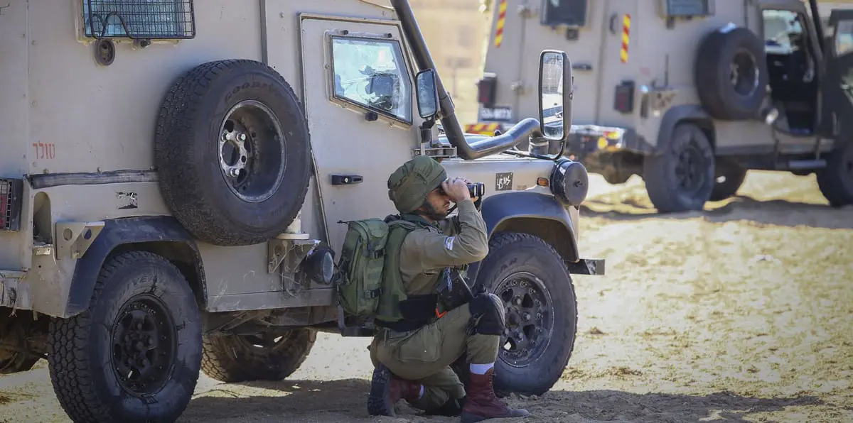 سياسيون إسرائيليون في الحكومة والمعارضة يتوعدون بالرد على صواريخ حماس