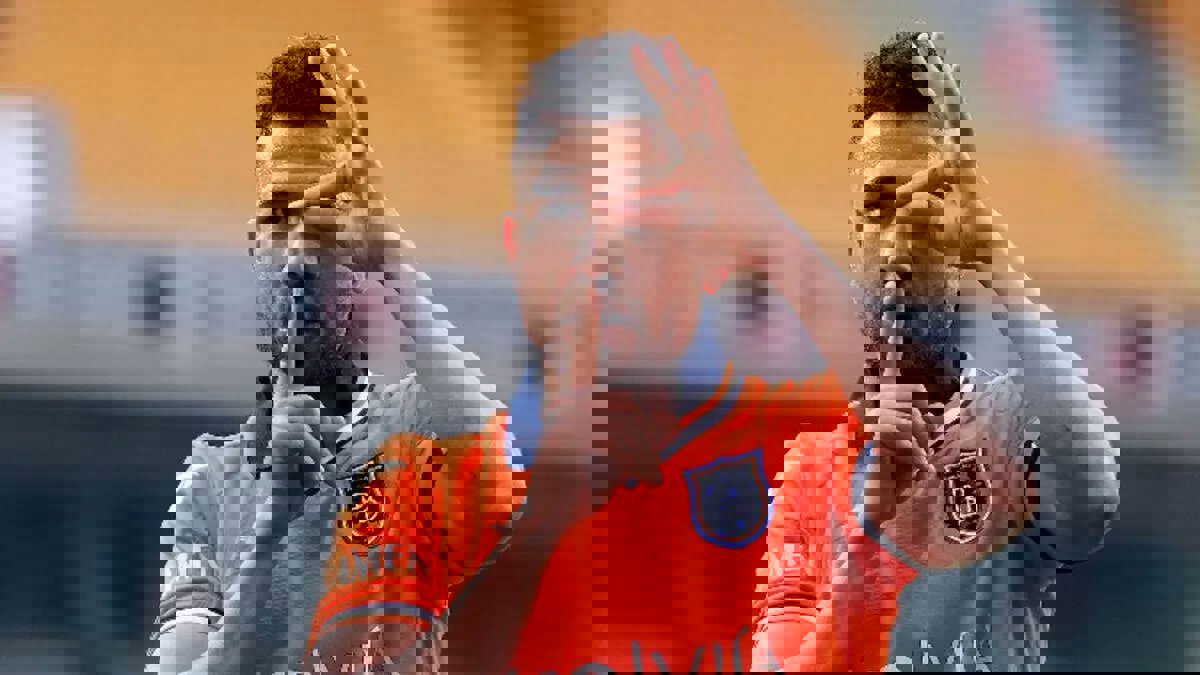 شرط تريزيغيه للعودة إلى الأهلي المصري