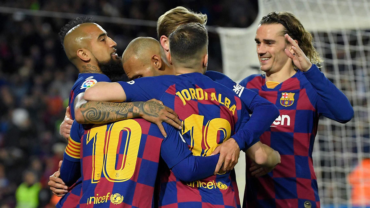 صحيفة: نادي برشلونة يتكبد خسائر فادحة نتيجة إيقاف النشاط الرياضي