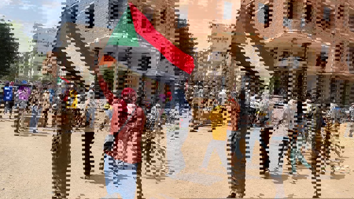 بعد اشتباكات قبلية دامية.. "الحرية والتغيير" تحذر من مخططات لتفتيت السودان