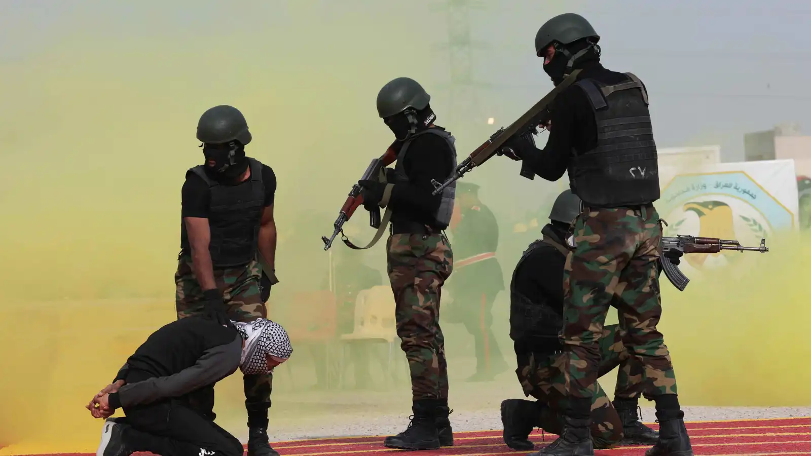 الداخلية العراقية تعلن تحرير مختطفين في إيران