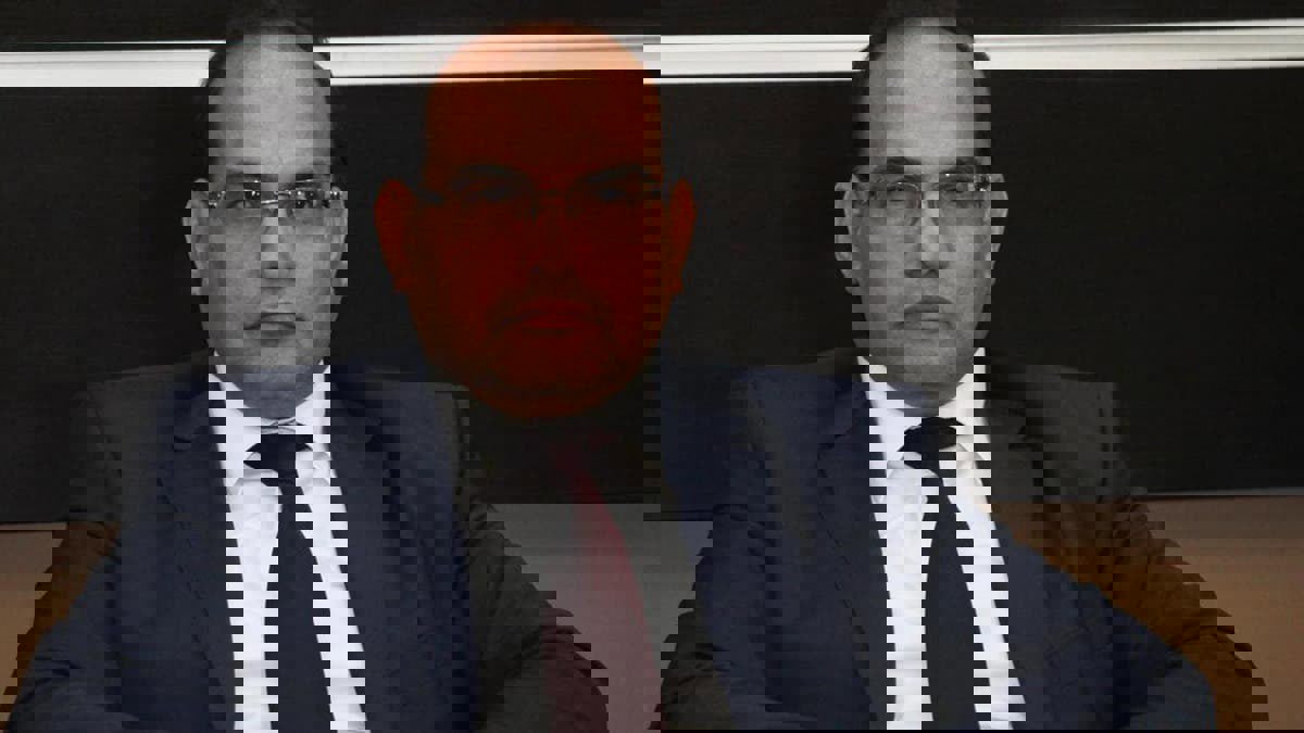 تونس.. فرض الإقامة الجبرية على الرئيس السابق لـ"مكافحة الفساد"