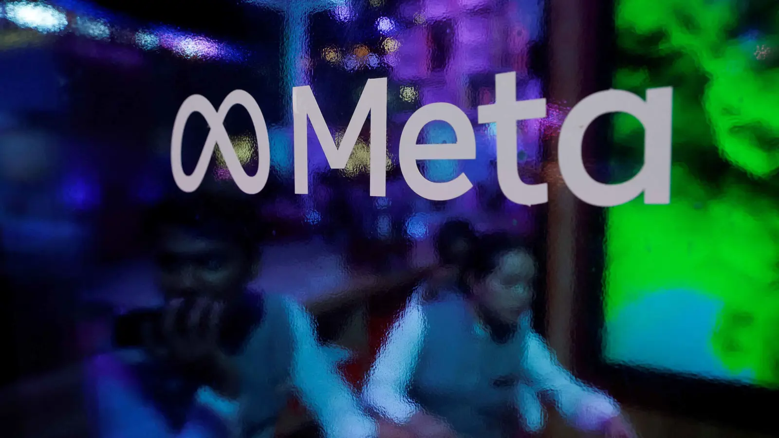 "ميتا" ترد على اتهامات طهران بشأن "واتساب"