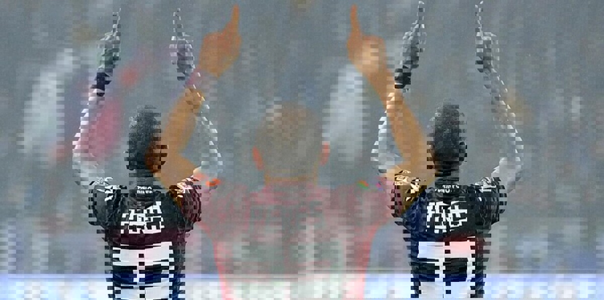 بيريز يؤجج صراع ريال مدريد ومانشستر يونايتد