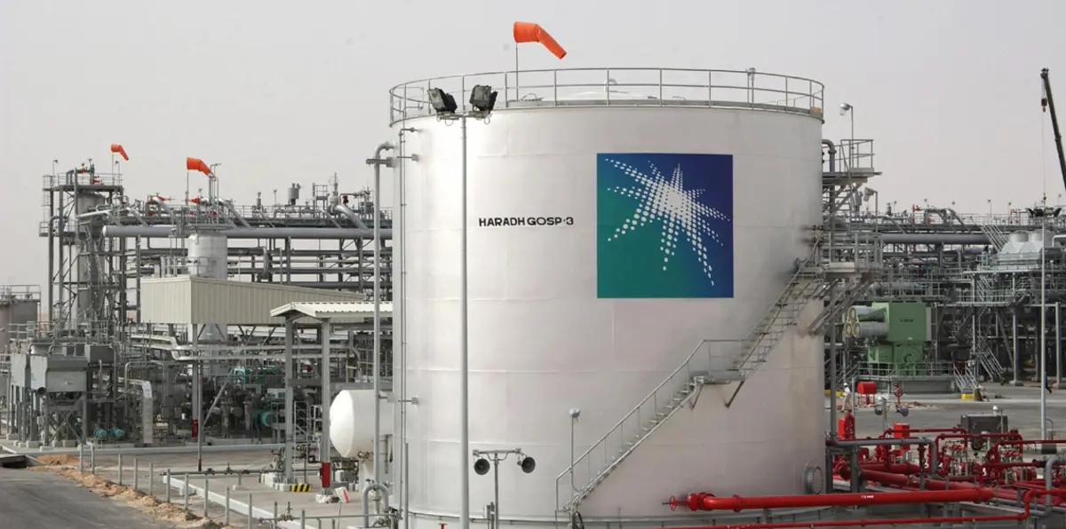 السعودية تخفض مخصصات النفط بنحو 520 ألف برميل يوميًا