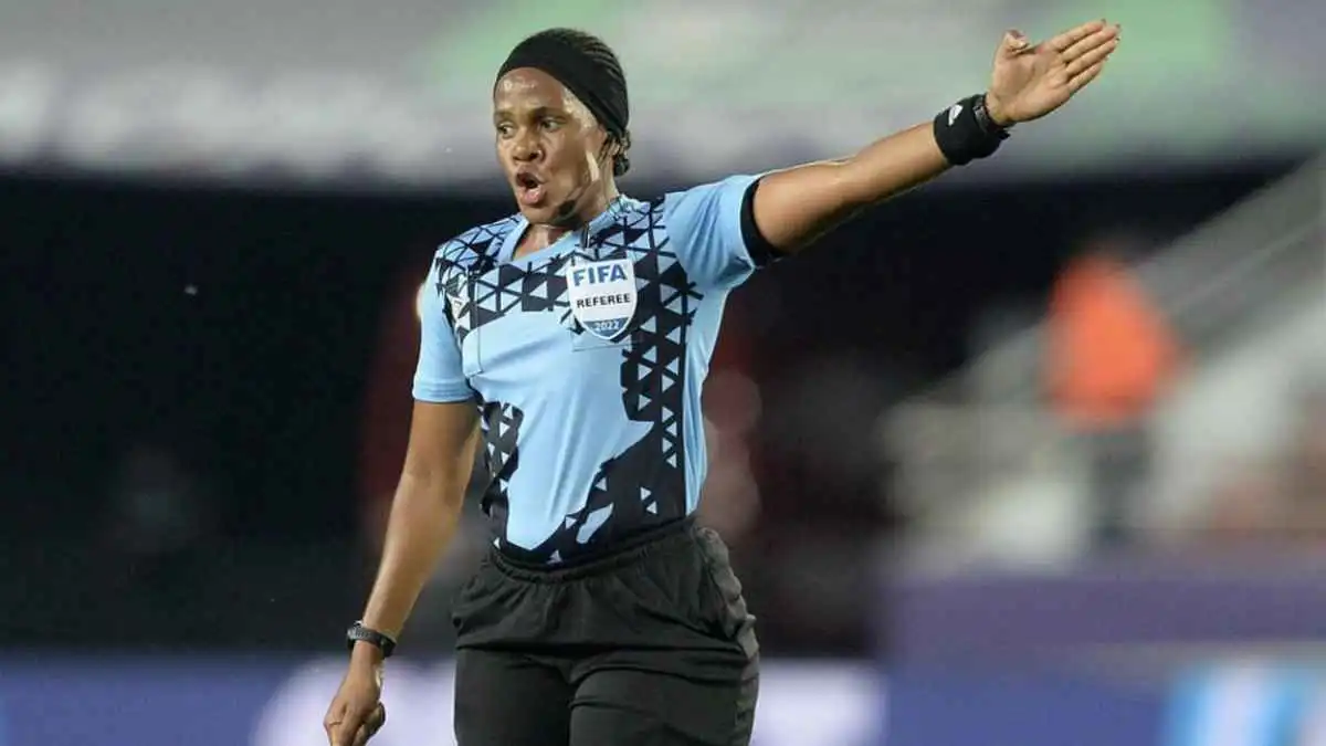 مطالبات بتحرك عاجل.. سر رعب الزمالك من حكمة مباراة شباب بلوزداد