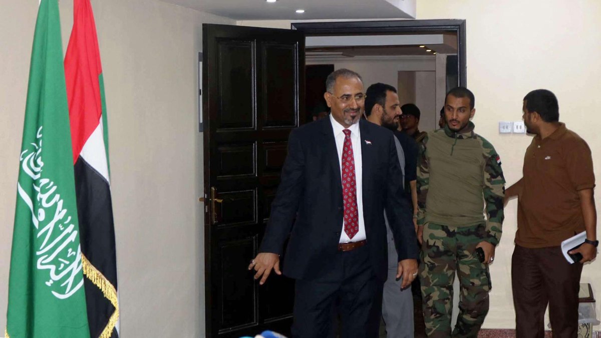 الانتقالي الجنوبي يؤكد تسليمه الخطط اللازمة لتنفيذ اتفاق الرياض