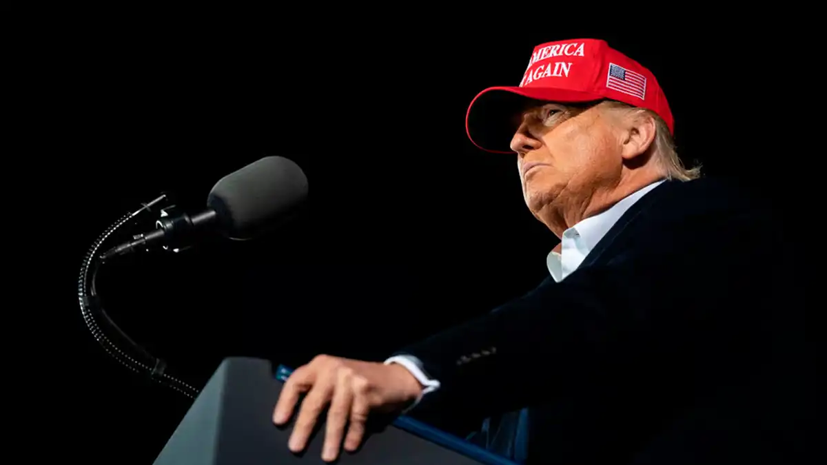 من قائد إلى عبء.. كيف تخلّى اليمين الأوروبي المتطرف عن ترامب؟