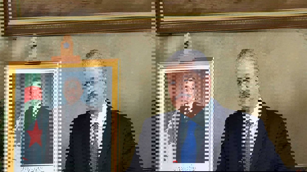 الوزير الأول في عهد بوتفليقة يواجه عقوبات بالسجن 39 سنة