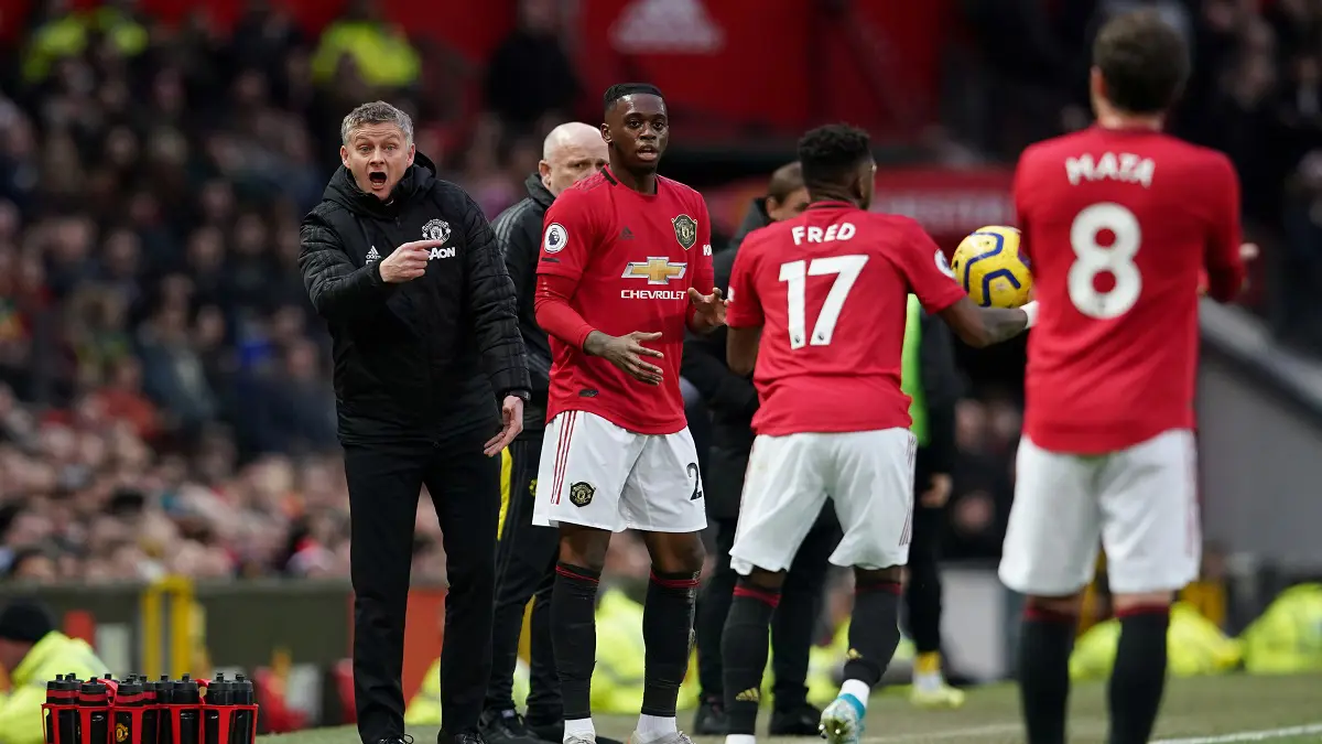 جماهير ليفربول تجهز استقبالا عدائيا للاعبي مانشستر يونايتد قبل قمة الدوري الإنجليزي