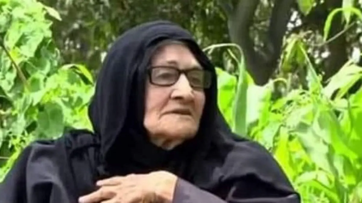 أول من حملت السلاح ضد الاحتلال البريطاني.. وفاة الفدائية المصرية آمنة دهشان عن عمر 95 عاما