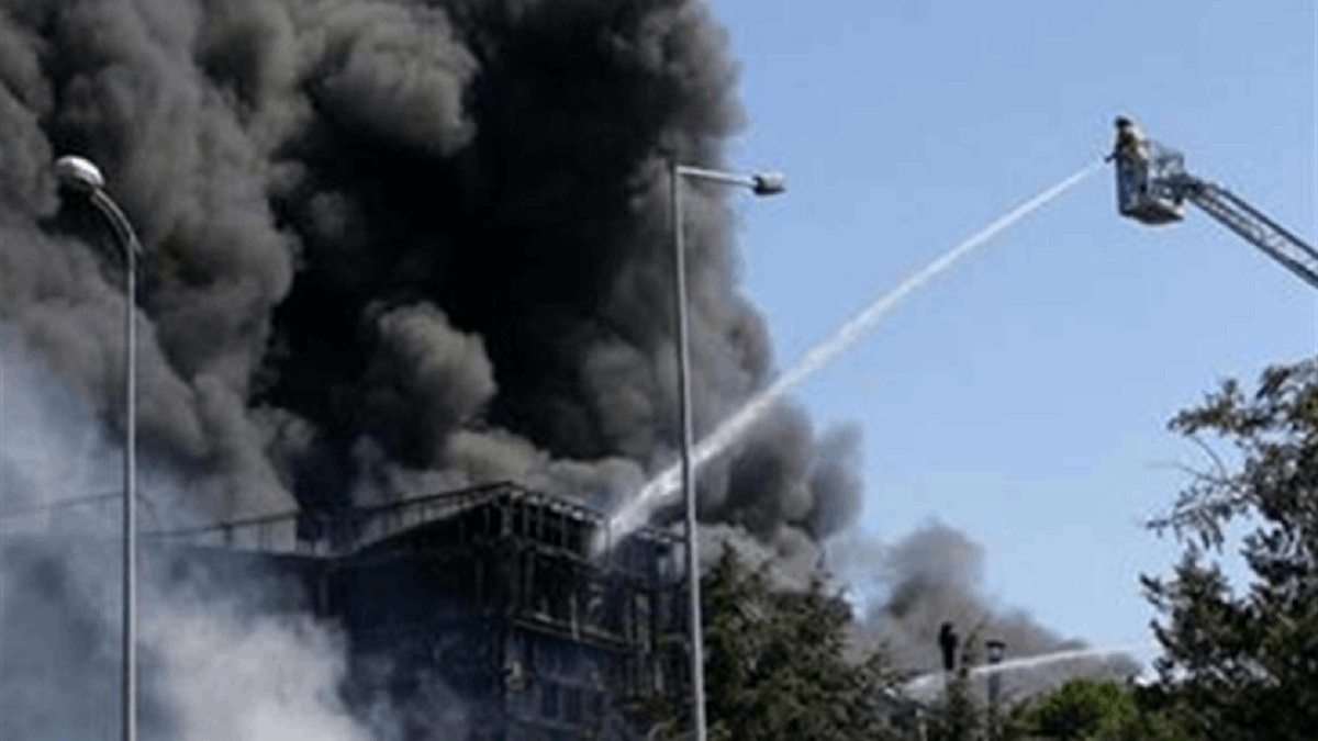 مقتل 3 أفراد أمن أتراك في انفجار شاحنة تحمل مفرقعات نارية