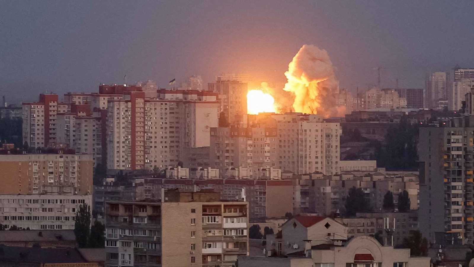 روسيا تهاجم منشأة طاقة حرارية في كييف