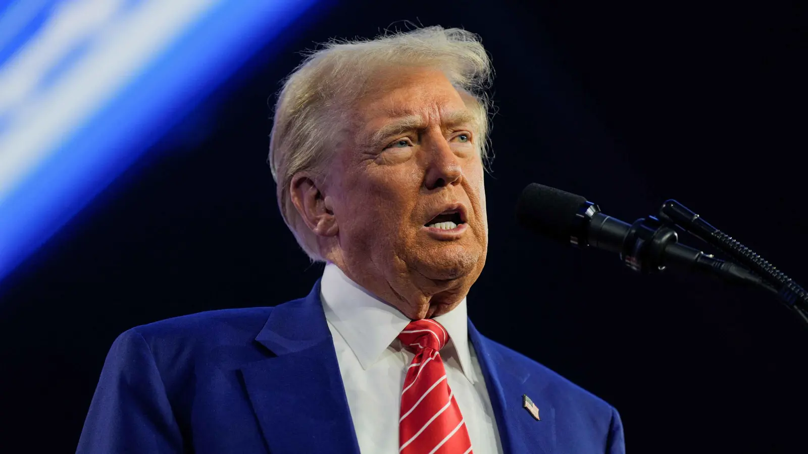 واشنطن بوست: الوجود الأمريكي في سوريا "معضلة مبكرة" أمام ترامب